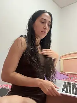 Snapshot of LatinDoll8 chatting on June 2026 12:16:01 AM LatinDoll8 online show from June 2026 12:16:01 AM