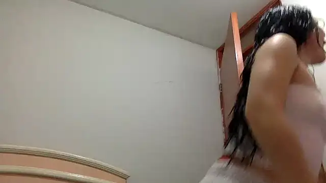 Snapshot of LatinDoll8 chatting on July 2026 09:46:02 PM LatinDoll8 online show from July 2026 09:46:02 PM