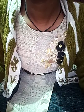 Snapshot of Tanya_mital12 chatting on January 2026 04:25:01 AM Tanya mital12 online show from January 2026 04:25:01 AM