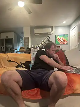 Snapshot of Studmuffin4you chatting on January 2026 11:06:02 PM Studmuffin4you online show from January 2026 11:06:02 PM