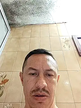 Snapshot of L_hotcream chatting on February 2026 02:51:01 PM L hotcream online show from February 2026 02:51:01 PM