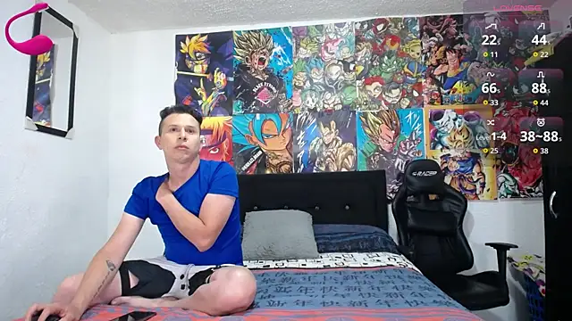 Snapshot of Golden_Boysx chatting on May 2026 09:00:02 PM Golden Boysx online show from May 2026 09:00:02 PM