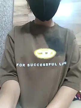 Snapshot of kinsu4763 chatting on March 2026 03:45:01 PM kinsu4763 online show from March 2026 03:45:01 PM