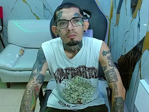 Boy tatto77 online show from April 2026 12:07:01 PM