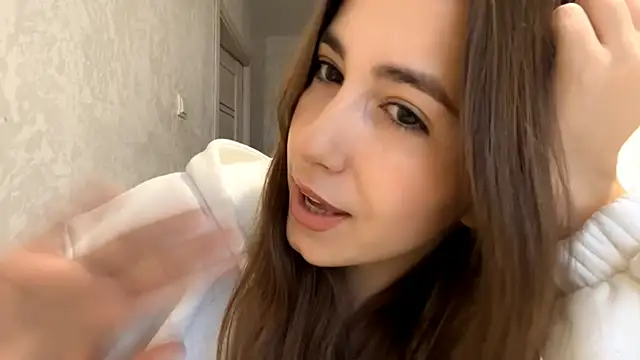 DeannaSuri online show from December 2025 12:01:01 PM