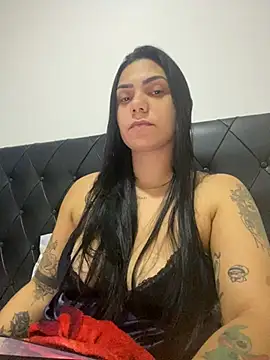 Snapshot of Nini_ chatting on July 2026 05:15:01 PM Nini online show from July 2026 05:15:01 PM