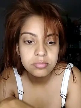 mia hottie2210 online show from December 2025 07:04:02 AM