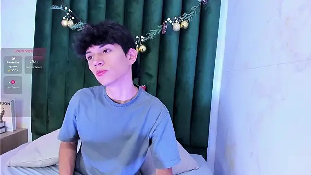 Aron valverde online show from January 2026 02:15:01 AM