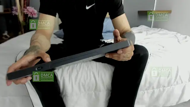 Snapshot of Ink_Hung chatting on December 2025 09:33:01 PM Ink Hung online show from December 2025 09:33:01 PM