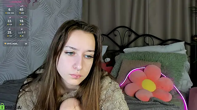 Snapshot of Hi__Karuuu chatting on January 2026 02:15:01 AM Hi Karuuu online show from January 2026 02:15:01 AM