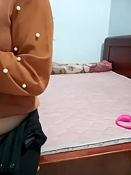 Sweet-Berryy online show from February 2026 11:12:01 PM