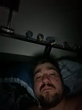 Snapshot of LienalWarplane chatting on March 2026 04:05:01 AM LienalWarplane online show from March 2026 04:05:01 AM