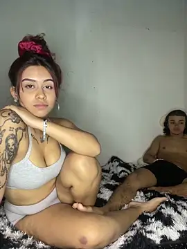 Snapshot of Exotic_couplex chatting on February 2026 01:17:01 AM Exotic couplex online show from February 2026 01:17:01 AM