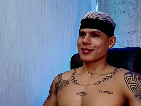 Snapshot of oruz_stud chatting on February 2026 01:38:01 PM oruz stud online show from February 2026 01:38:01 PM