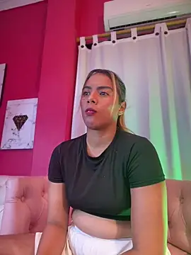 MiaSizzle online show from February 2026 07:56:02 PM