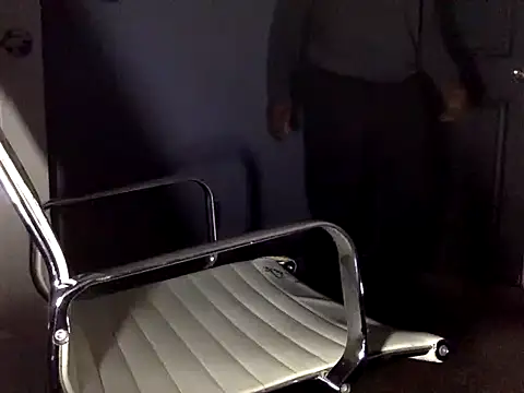 Cantgetenough0069 online show from December 2025 11:34:01 PM