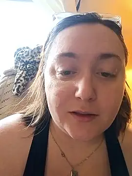 pinkcheetah12 online show from February 2026 05:40:02 PM