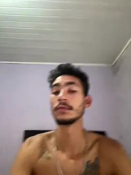 Snapshot of GuioficialBr chatting on February 2026 07:09:01 PM GuioficialBr online show from February 2026 07:09:01 PM