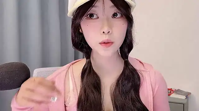 smalldaisy online show from March 2026 02:27:02 AM