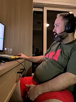 Snapshot of Hairy_bear86 chatting on January 2026 12:54:02 PM Hairy bear86 online show from January 2026 12:54:02 PM