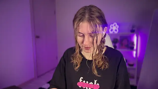 KellySunn online show from March 2026 09:14:02 AM