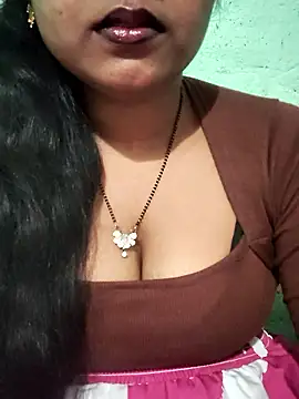 Snapshot of Eashita_01 chatting on January 2026 05:23:01 AM Eashita 01 online show from January 2026 05:23:01 AM