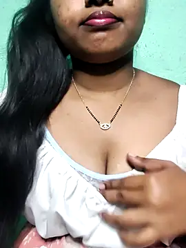 Snapshot of Eashita_01 chatting on February 2026 10:10:01 AM Eashita 01 online show from February 2026 10:10:01 AM