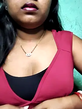 Snapshot of Eashita_01 chatting on February 2026 07:18:01 PM Eashita 01 online show from February 2026 07:18:01 PM