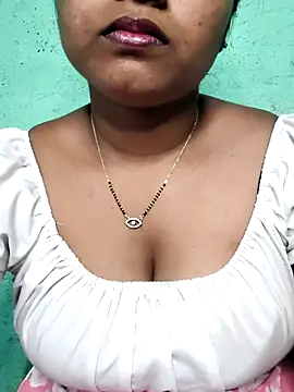 Snapshot of Eashita_01 chatting on February 2026 06:19:02 AM Eashita 01 online show from February 2026 06:19:02 AM