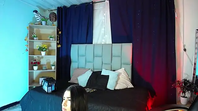 Snapshot of Emilyy05_ chatting on January 2026 03:10:01 AM Emilyy05 online show from January 2026 03:10:01 AM