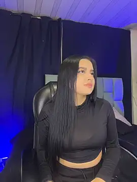Snapshot of Emilyy05_ chatting on June 2026 12:53:02 AM Emilyy05 online show from June 2026 12:53:02 AM