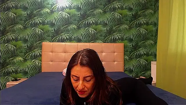 Snapshot of Stella_John chatting on January 2025 07:38:01 AM Stella John online show from January 2025 07:38:01 AM