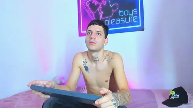 Pleasure boys hot online show from April 2026 06:35:01 PM