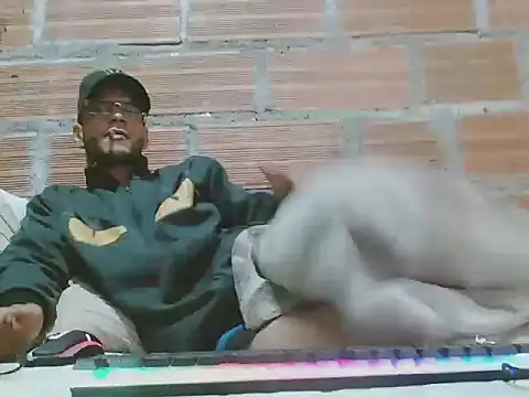 Snapshot of Alphamaster_92 chatting on January 2026 11:21:02 PM Alphamaster 92 online show from January 2026 11:21:02 PM