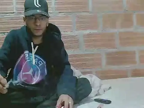 Snapshot of Alphamaster_92 chatting on January 2026 12:20:01 PM Alphamaster 92 online show from January 2026 12:20:01 PM