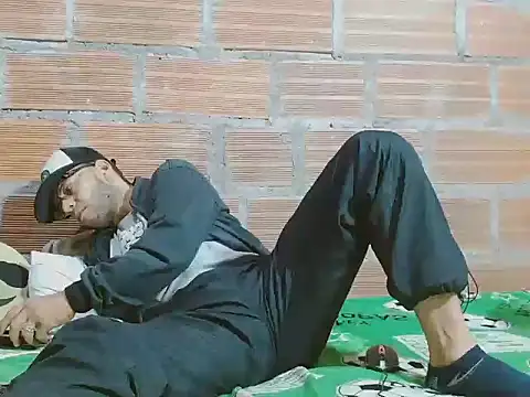 Snapshot of Alphamaster_92 chatting on February 2026 03:43:01 AM Alphamaster 92 online show from February 2026 03:43:01 AM