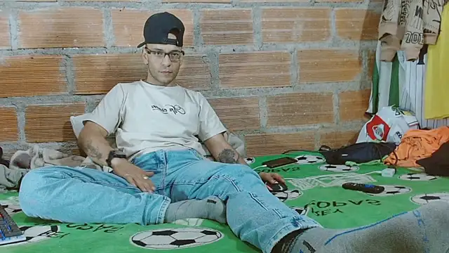 Snapshot of Alphamaster_92 chatting on February 2026 03:29:02 AM Alphamaster 92 online show from February 2026 03:29:02 AM