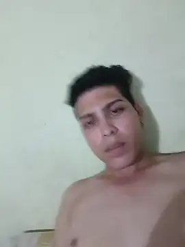 Snapshot of Maikol_0202 chatting on July 2026 05:05:01 AM Maikol 0202 online show from July 2026 05:05:01 AM