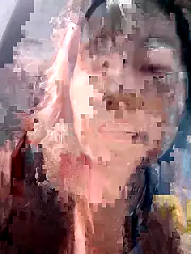 Snapshot of boiboi001 chatting on December 2025 07:43:02 PM boiboi001 online show from December 2025 07:43:02 PM