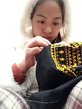 Lucky cutee online show from January 2026 12:58:02 AM