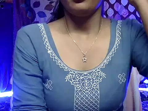 cute Dirty Diva online show from March 2026 04:56:02 PM