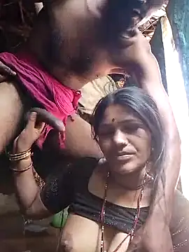 Snapshot of Rajni_hote chatting on March 2026 05:36:01 AM Rajni hote online show from March 2026 05:36:01 AM