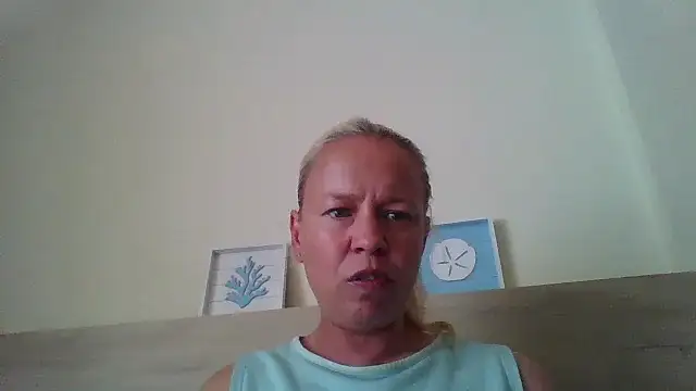 Snapshot of jennyblondeuk chatting on May 2026 02:36:02 PM jennyblondeuk online show from May 2026 02:36:02 PM
