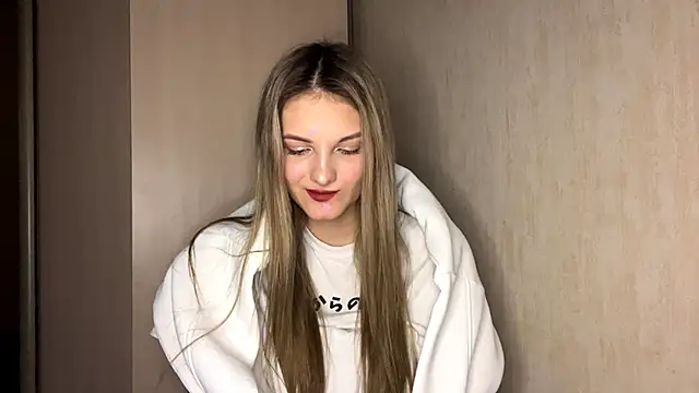 EmllyLighty online show from January 2026 08:17:02 AM