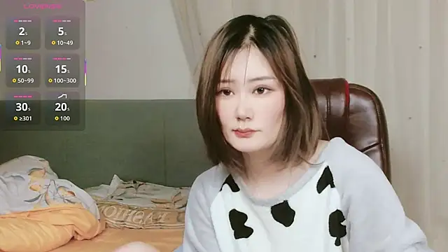 lucynan online show from February 2026 05:06:02 PM