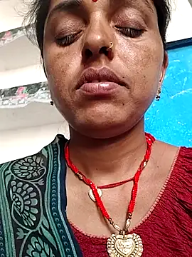 Snapshot of Mahima_rani34 chatting on May 2026 08:20:01 AM Mahima rani34 online show from May 2026 08:20:01 AM