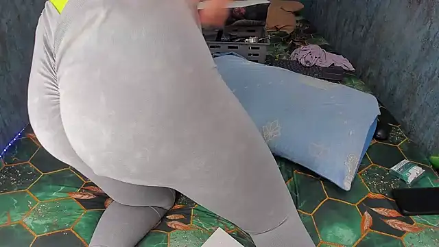 RedAssHottie online show from March 2026 06:10:01 AM