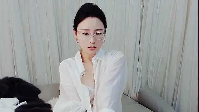 Snapshot of HCOCO chatting on February 2026 01:12:02 PM HCOCO online show from February 2026 01:12:02 PM