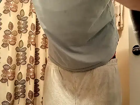 Snapshot of ViciouzzD chatting on February 2026 07:56:01 PM ViciouzzD online show from February 2026 07:56:01 PM