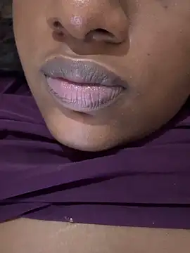 amorasecy online show from February 2026 11:27:02 AM